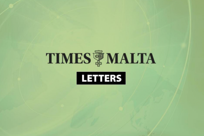 Artikolo pri „La tragedio del’ homo” en la gazeto Sunday Times of Malta
